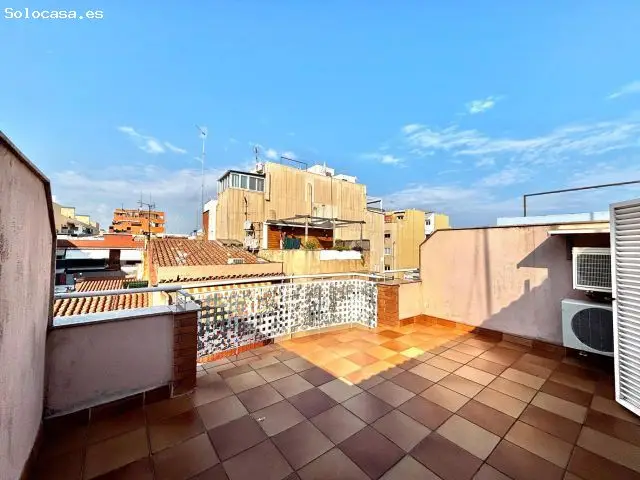 Casa Adosada en Badalona Cerca de la Playa