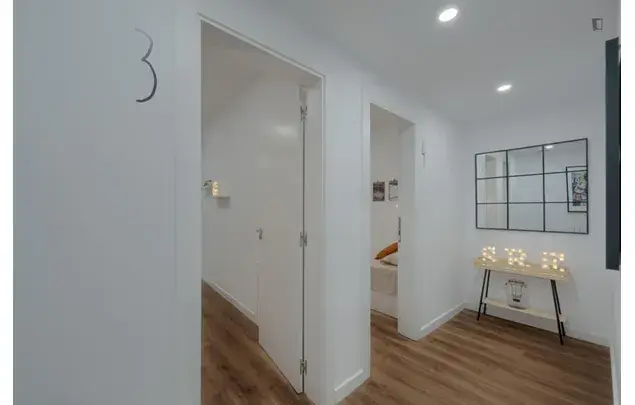 Alquiler Apartamento 4 Dormitorios Barcelona 3-24 Meses