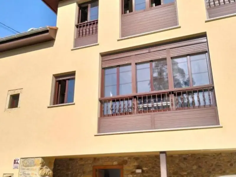 Chalet en Linares Asturias 3 plantas 3 habitaciones 2 baños