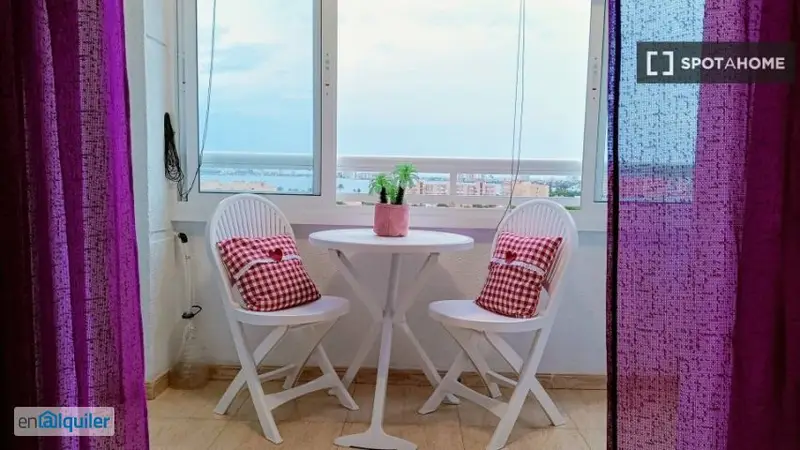 Estudio Amueblado en Cartagena con Gastos Incluidos