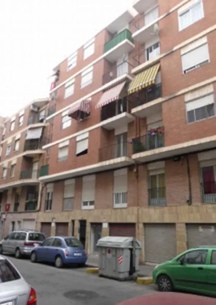 Venta Piso con terraza en Plaza Crevillente Elche