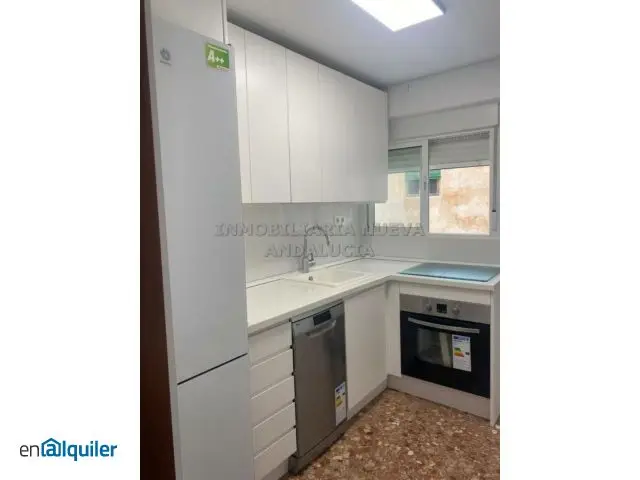 Alquiler Piso Amueblado 4 habitaciones Centro con Ascensor