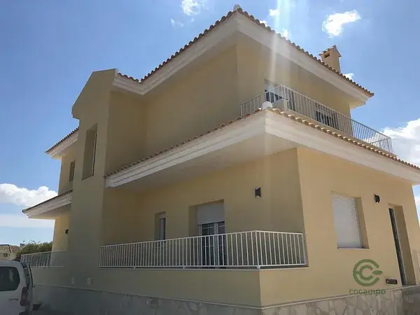 Villa Personalizable Sax Alicante 3 Dormitorios Piscina Nueva