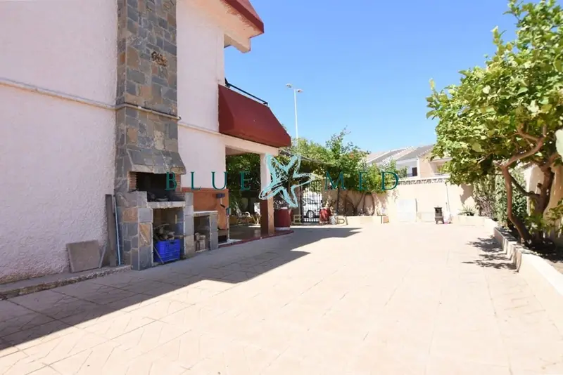 Chalet en Bahia Mazarrón Murcia Duplex en Esquina con Terraza y Garaje