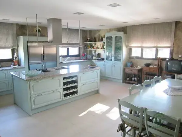 Villa de Lujo en Alicante con 9 Habitaciones y Piscina