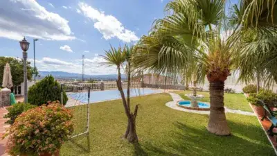Casa en Venta Atarfe 317m2 4 Habitaciones Piscina Jardin
