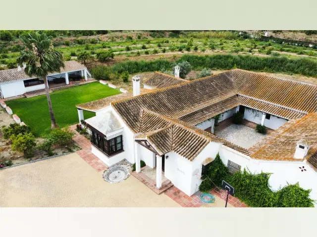 Casa Villa 11 Dormitorios 7 Baños 442m2 Malaga