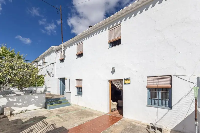 Casa Rural en Venta en Loja Granada con Vistas al Campo