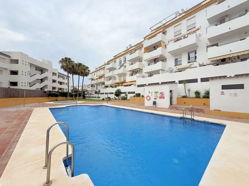 Atico 2 Dormitorios Manilva Vistas al Mar Piscina Parking