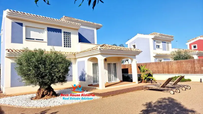 Villa en Lorca con Calefaccion Nueva Construccion