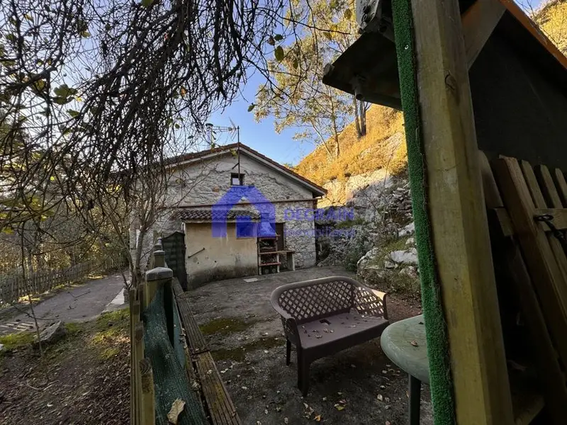 Chalet en Naranco Oviedo 6000m2 parcela Reformado