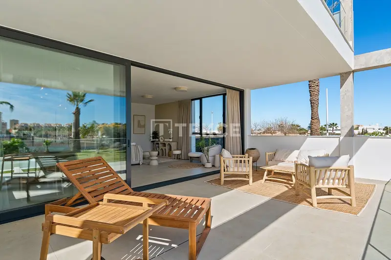 Apartamentos de Lujo en Mar de Cristal Cerca de la Playa