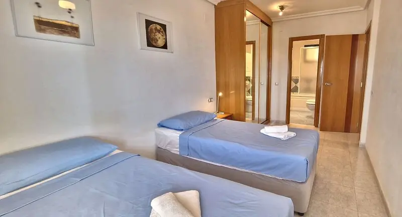Apartamento con Vistas al Mar en Torrevieja Alquiler Invierno