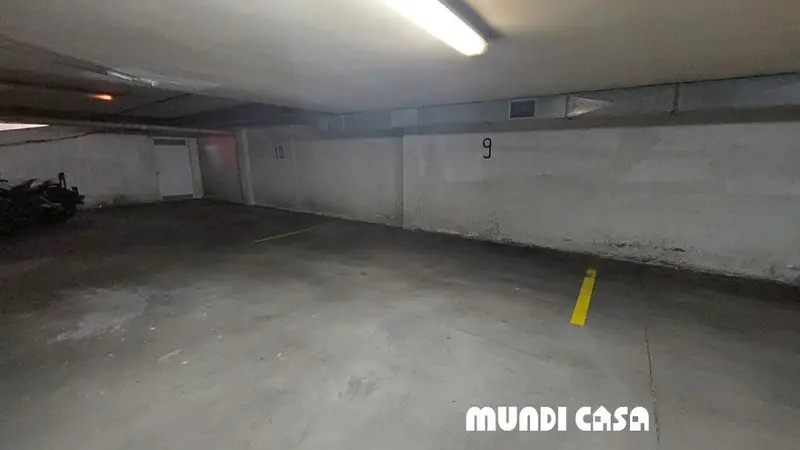 Garaje en Venta en Boiro Centro