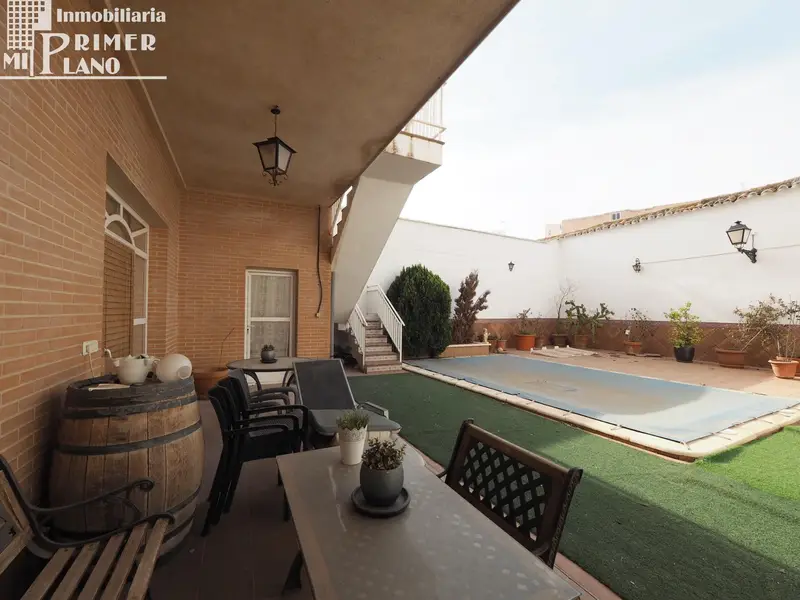 Casa en venta Tomelloso 4 dormitorios piscina garaje