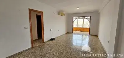 Piso en Venta en Calle Galeota San Gil Motril