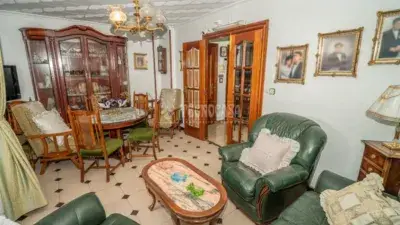 Piso en venta en el centro de Linares 4 habitaciones 2 baños