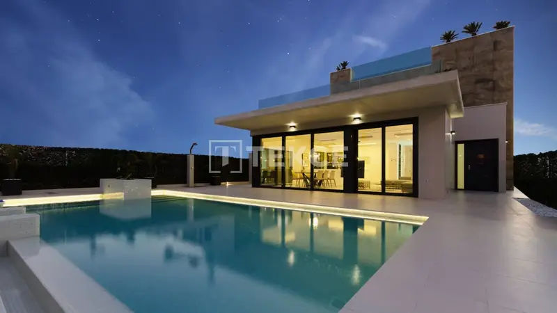 Villas de Lujo en la Playa de Alicante