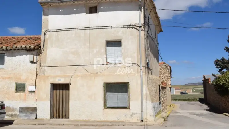 Casa en venta en Torralba de los Sisones