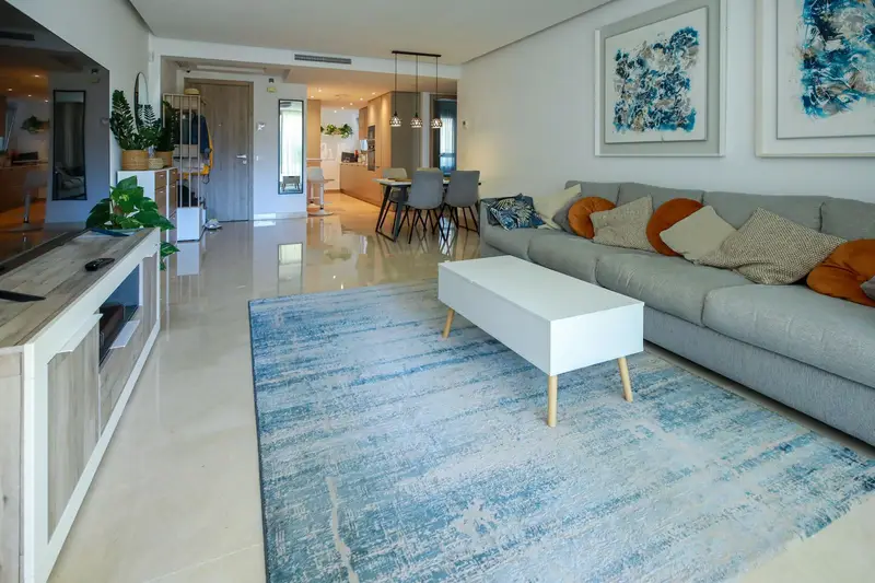 Apartamento 2 Dormitorios Nueva Andalucia Lujo Cerca Playa