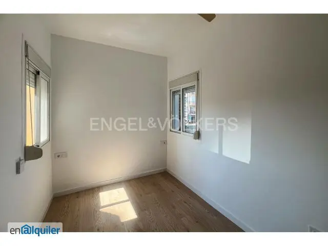 Alquiler Piso Ascensor El Pla del Real 4 Dormitorios 2 Baños