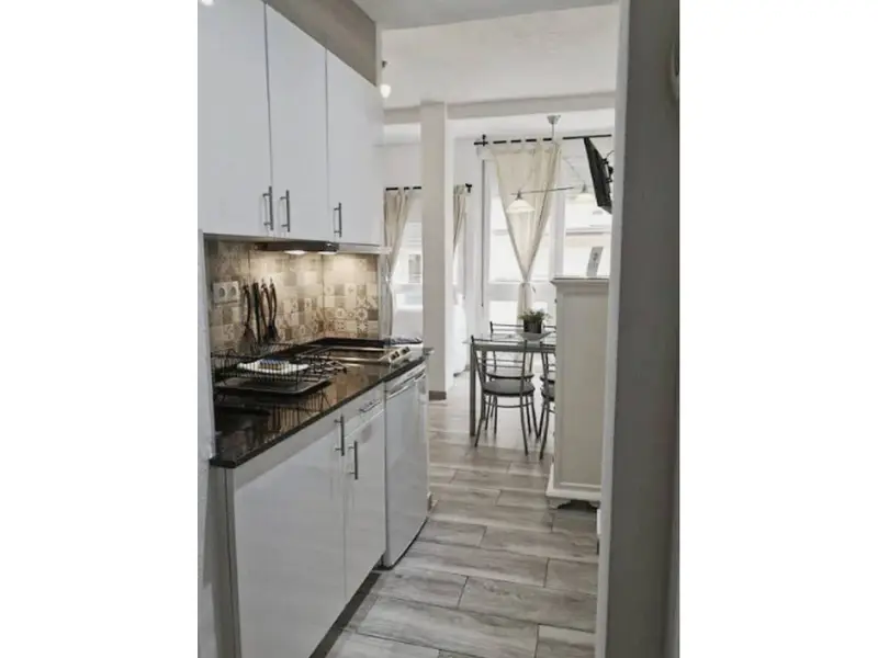 Piso con Terraza en Centro Alicante 35m2 Amueblado