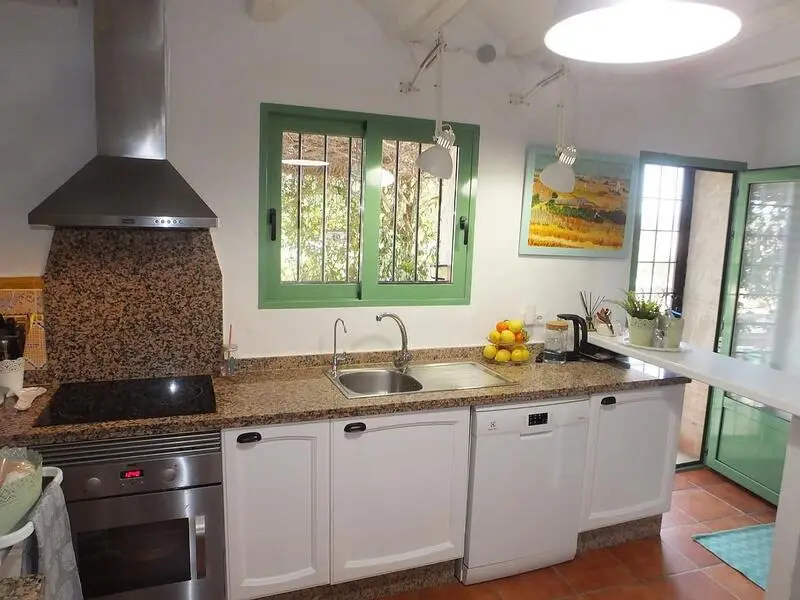 Casa de Campo en Pinoso 3 Dormitorios 2 Baños