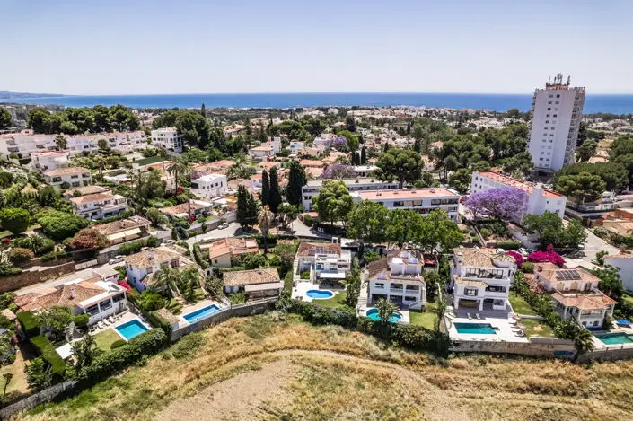 Villa de Lujo en Nueva Andalucía 4 Dormitorios y 4 Baños