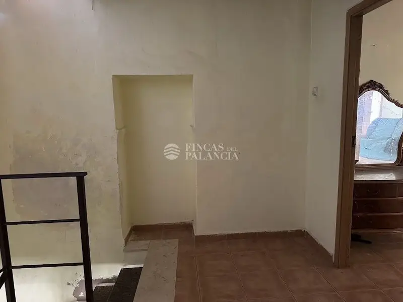 Venta Casa 3 Habitaciones Soneja 428m2