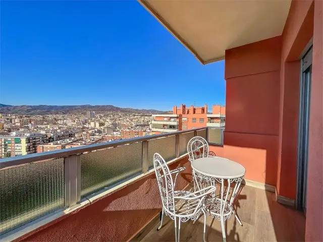 Piso de 5 Dormitorios en venta Málaga, España