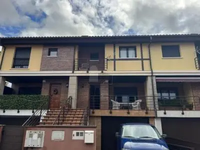 Chalet Adosado en Venta Boo de Pielagos Cantabria