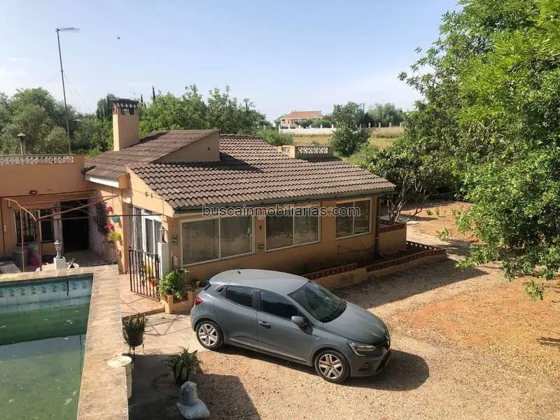 Villa en Venta en Turis Cerca de Montserrat