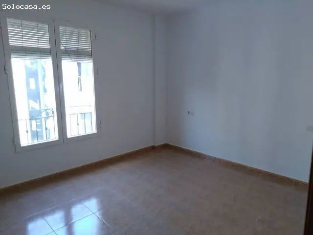 Piso en Venta Almansa 4 Dormitorios 2 Baños Terraza Trastero