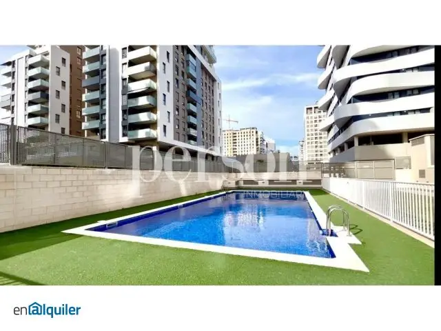 Alquiler piso piscina Quatre carreres