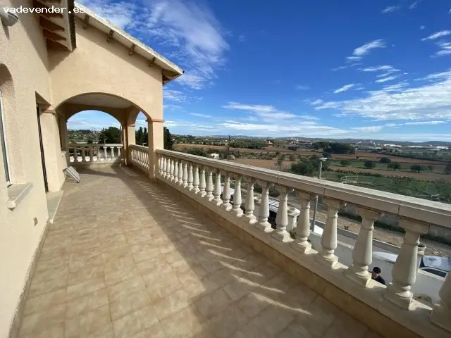 CASA EN VENTA EN SANTA OLIVA URBANIZACION LES PEDRERES . Santa Oliva