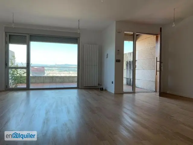 Vivienda Moderna en Alquiler con Vistas Panorámicas a Pontevedra