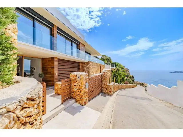 Villa Bahia Beach Javea: Villa de Lujo con Vistas al Mar