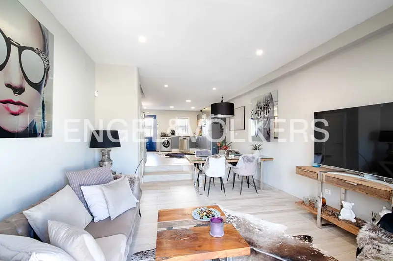 Casa en Canal Principal Empuriabrava con Amarre y Parking