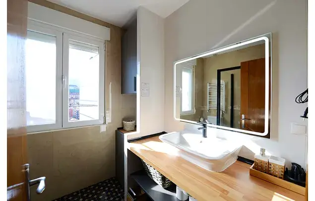 Habitaci
ón 100m
² Bilbao Alquiler Medio-Largo Plazo
