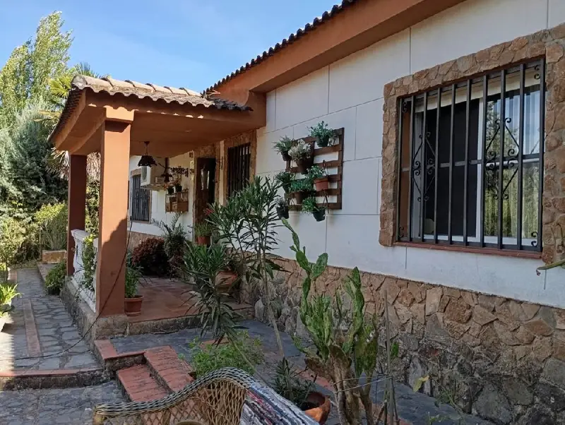 Chalet 3 Dormitorios Dehesilla Calamon Badajoz