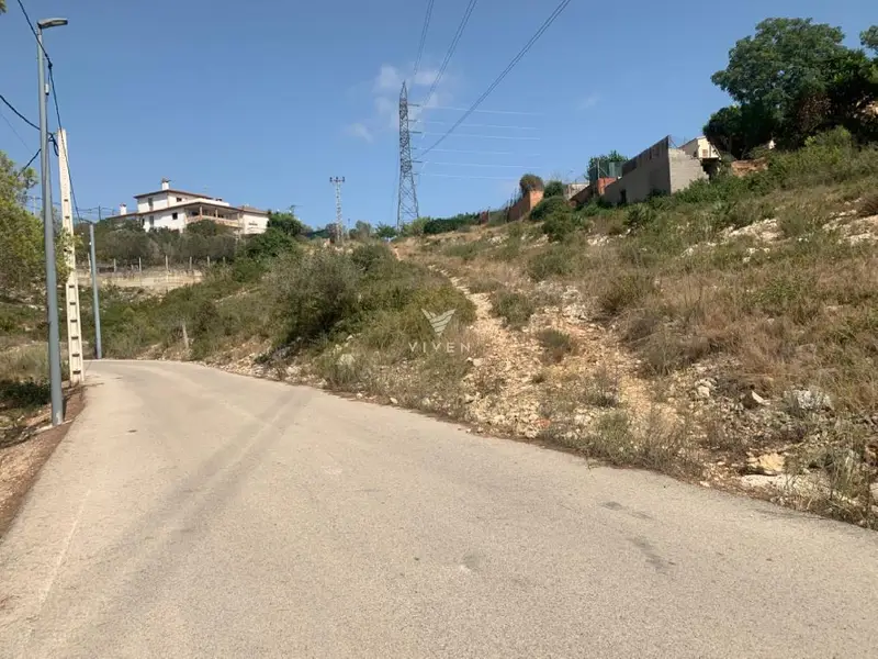 Venta Terreno con Jardin en Les Palmeres Canyelles