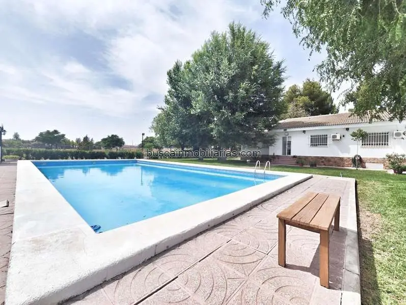 Chalet en venta en Argamasilla de Calatrava