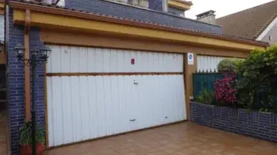 Casa Pareada en Venta Avilés Jardin Garaje Terrazas