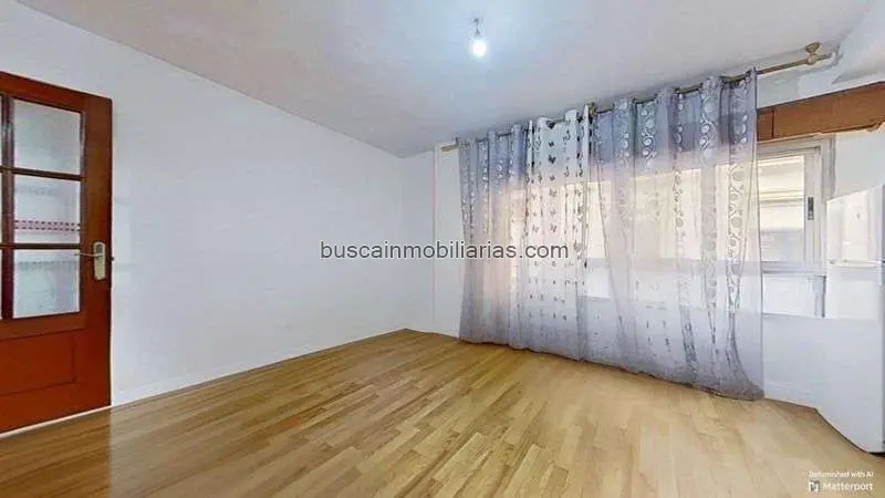 Piso en venta Granada centro alquilado 1 dormitorio Plaza Trinidad