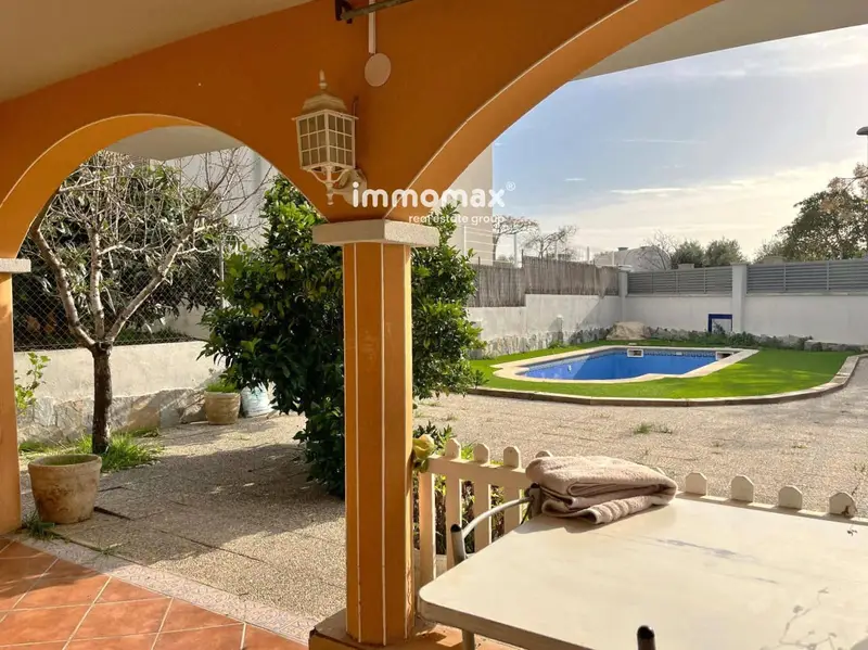 Chalet en venta en Vilanova i la Geltrú, Barcelona