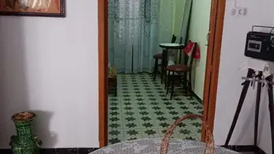 Casa en Venta en Albendin 7 habitaciones 2 baños 331m2