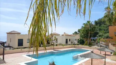 Casa en Venta con Piscina Privada en la Herradura Granada