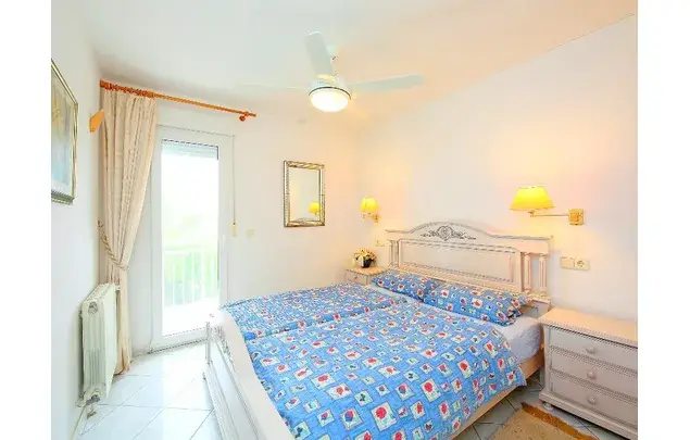 Chalet 3 Dormitorios Calpe 900m2 Piscina Privada