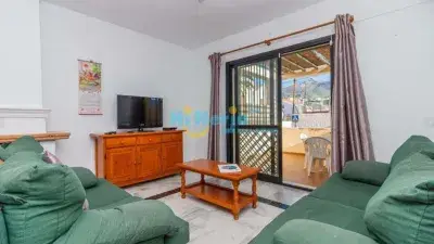 Adosado en Parador Nerja con Piscina Cerca de la Playa