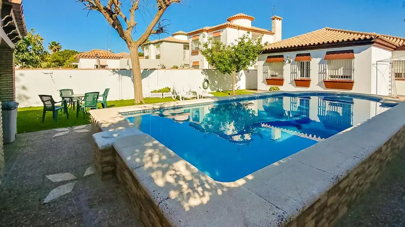 Casa con Piscina en Sancti Petri Chiclana de la Frontera